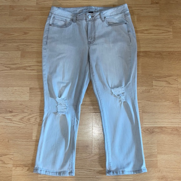 Lane Bryant Capri jeans - Picture 1 of 4